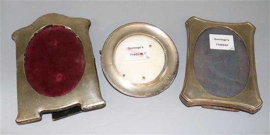 3 silver mounted photo frames